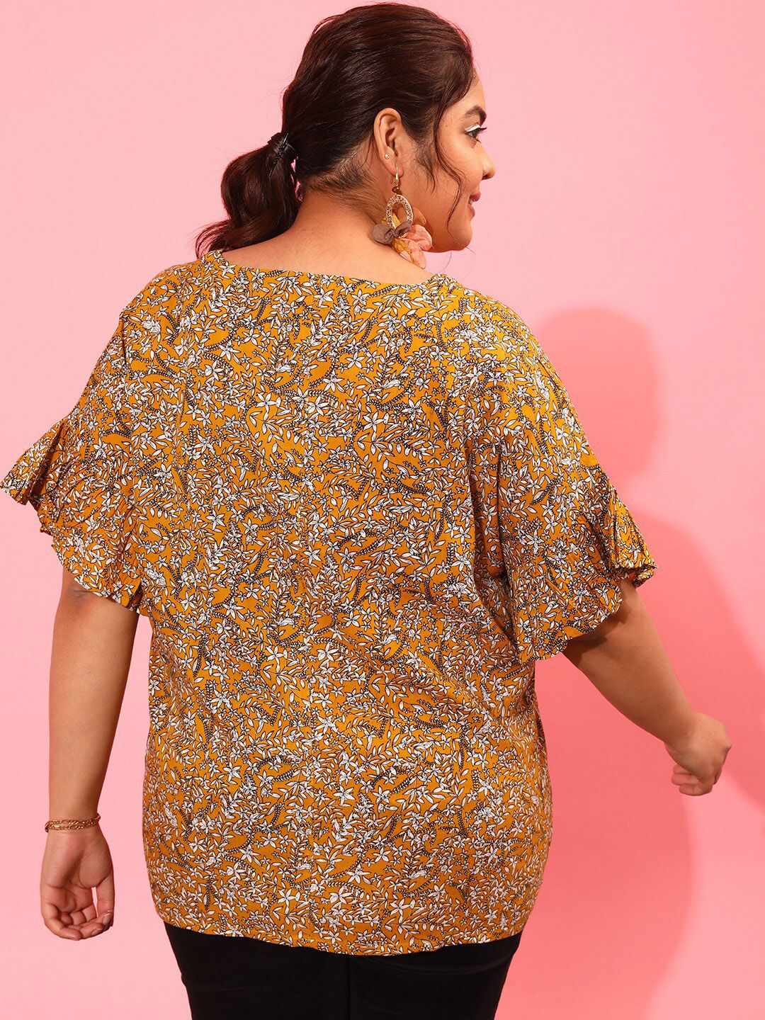 CURVY STREET V-Neck Floral Printed Bell Sleeves Top