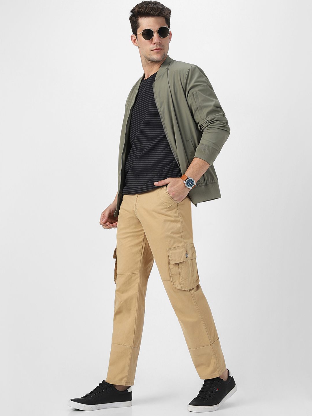 Urbano Fashion Men Mid-Rise Cargos Trousers