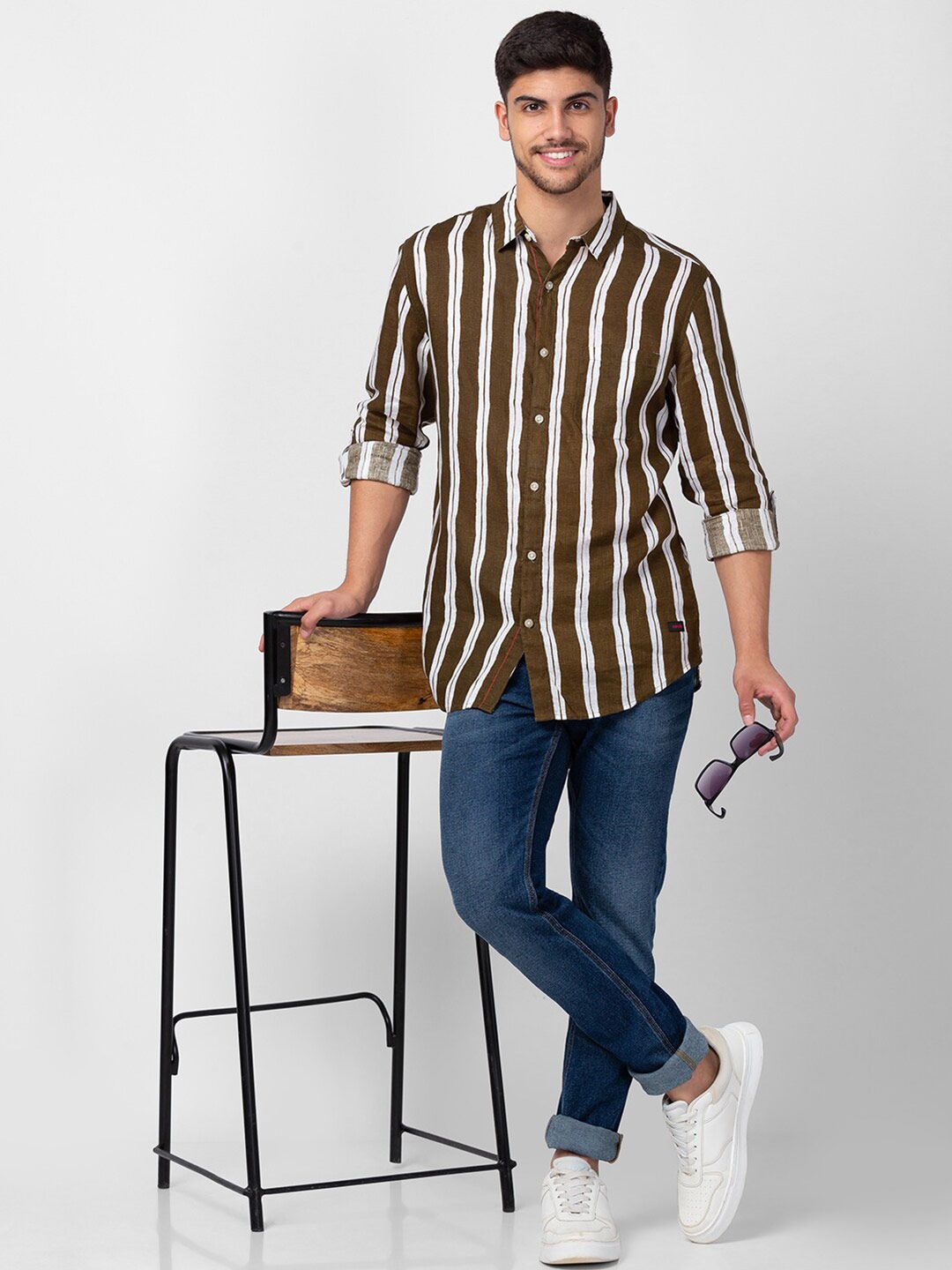 SPYKAR Men Slim Fit Striped Pure Linen Casual Shirt