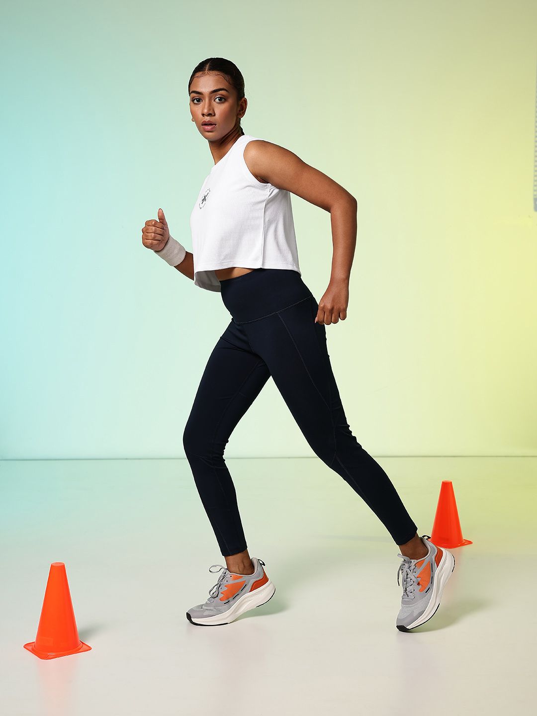 HRX by Hrithik Roshan Brand Logo Printed Cut-Out Back Rapid-Dry Running T-shirt