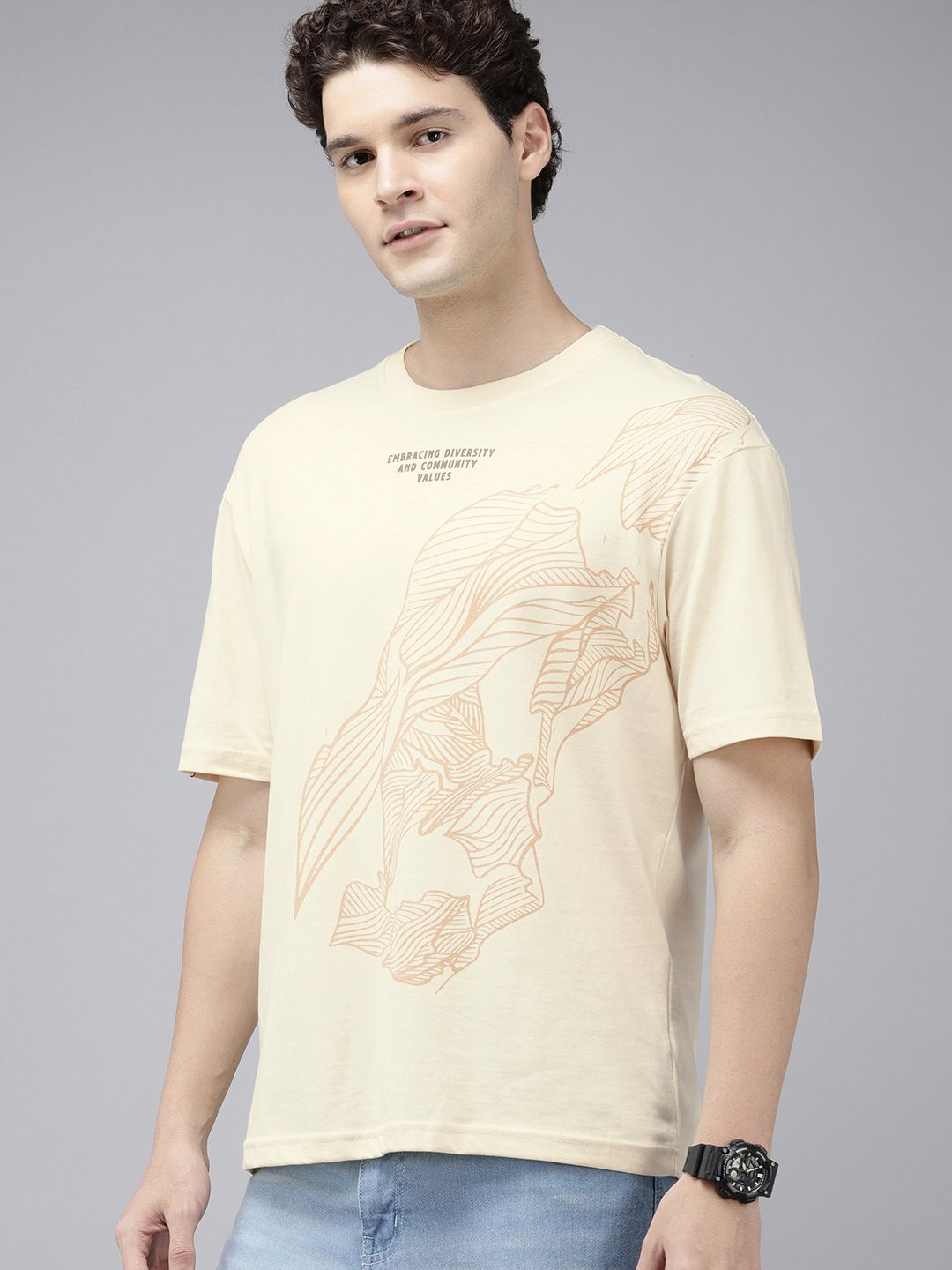 SPYKAR Graphic Printed Drop-Shoulder Sleeves Oversized T-shirt
