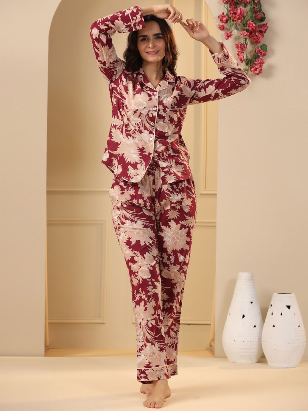 SANSKRUTIHOMES Maroon & Beige Floral Printed Pure Cotton Night Suit