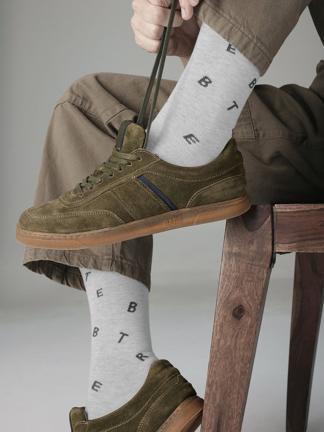 RARE RABBIT Men Round Toe Sneakers