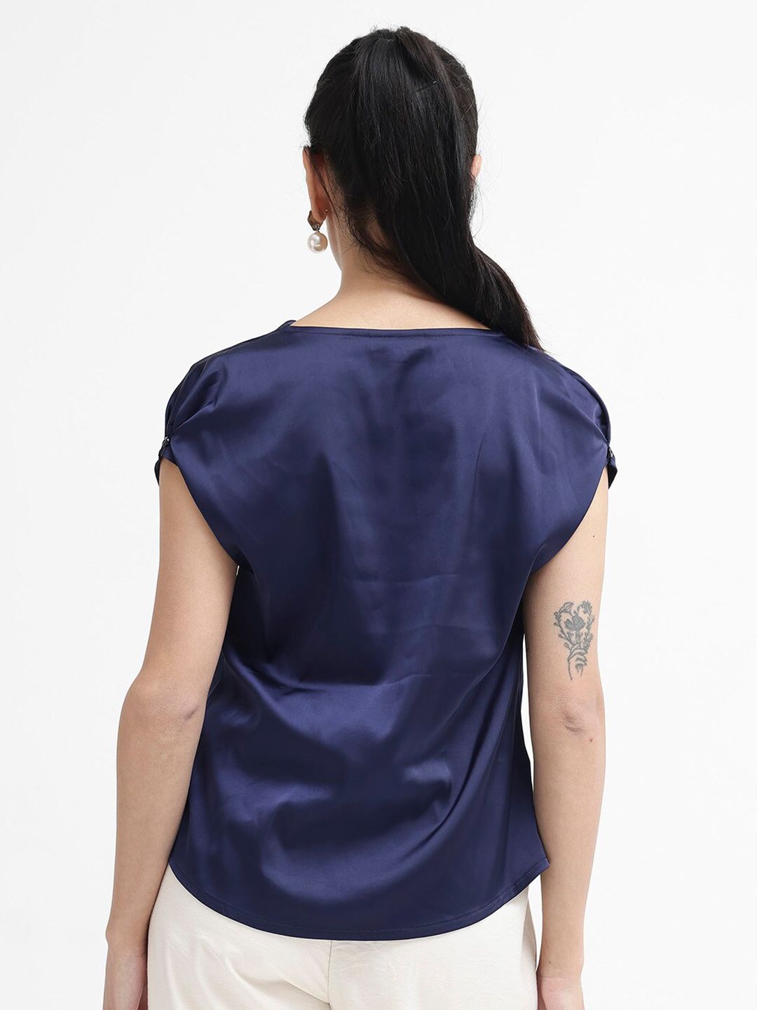 RAREISM Cowl Neck Extended Sleeves Gathered Top