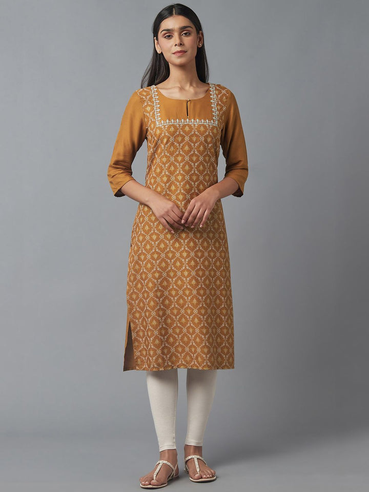 W Women Gold-Toned Ethnic Motifs Printed Thread Work Kurta