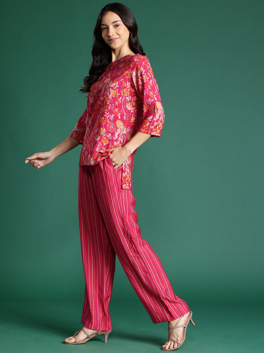 DressBerry Floral Printed Top With Trouser