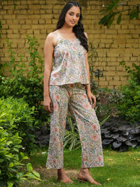 SANSKRUTIHOMES Green & Peach-Coloured Floral Printed Pure Cotton Night Suit