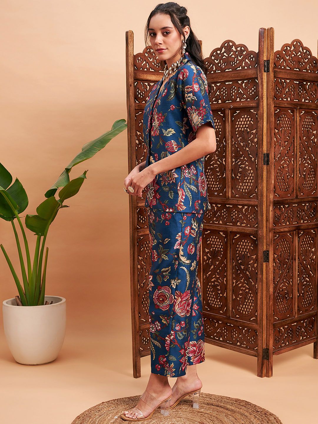 Shae by SASSAFRAS Floral Printed Blazer & Pant Co-Ord Set