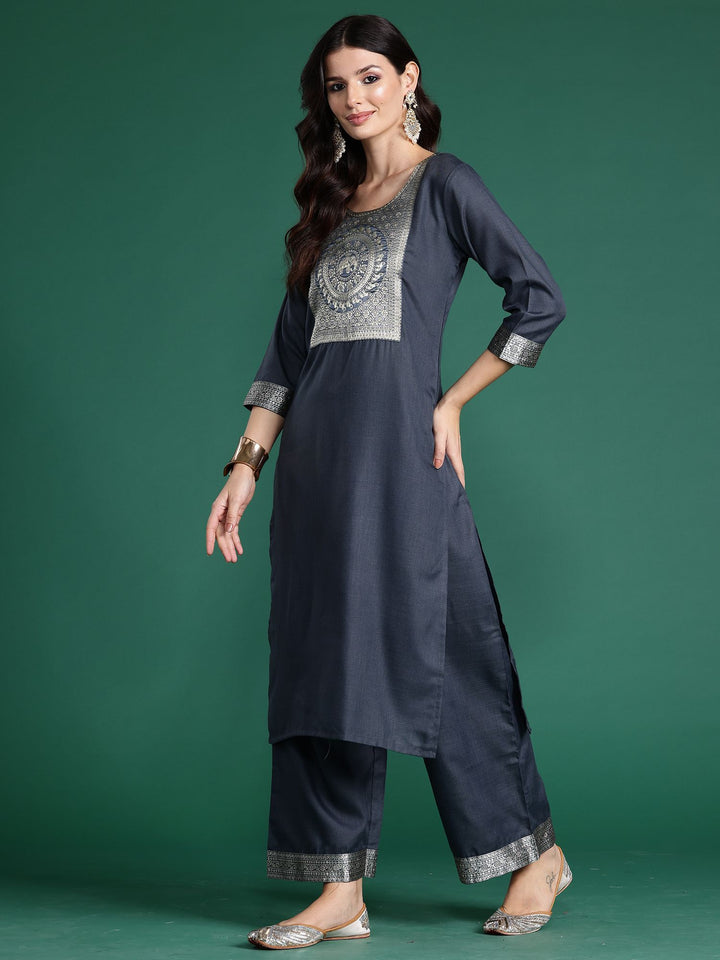 Indo Era Floral Printed Straight Kurta with Trouser And Dupatta
