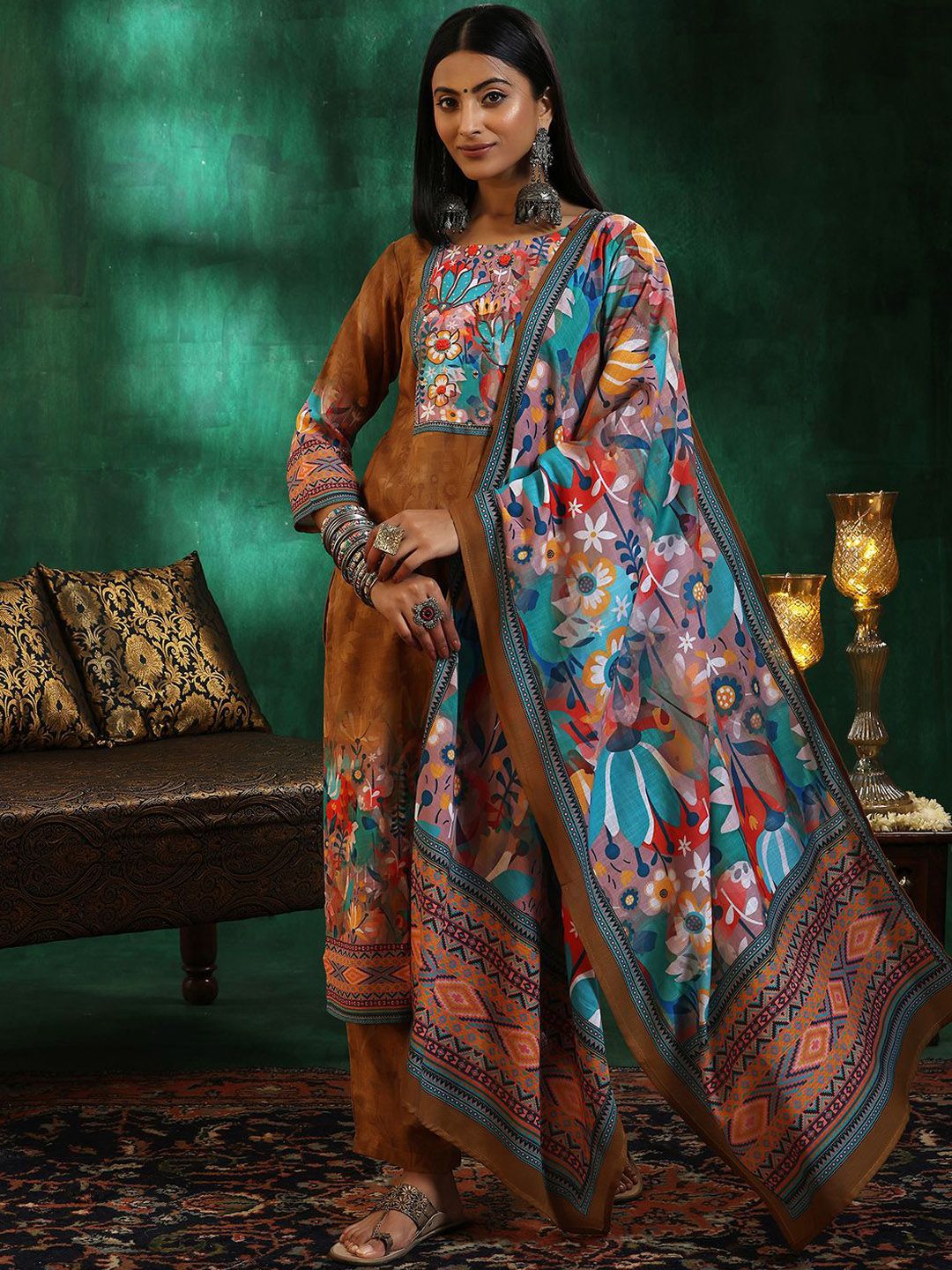 Libas Floral Printed Regular Sequinned Linen Straight Kurta with Trousers & Dupatta
