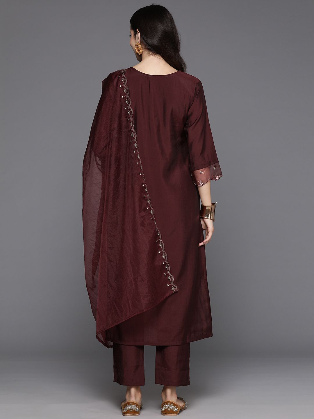 Indo Era Women Floral Embroidered Regular Sequinned Kurta with Trousers & With Dupatta
