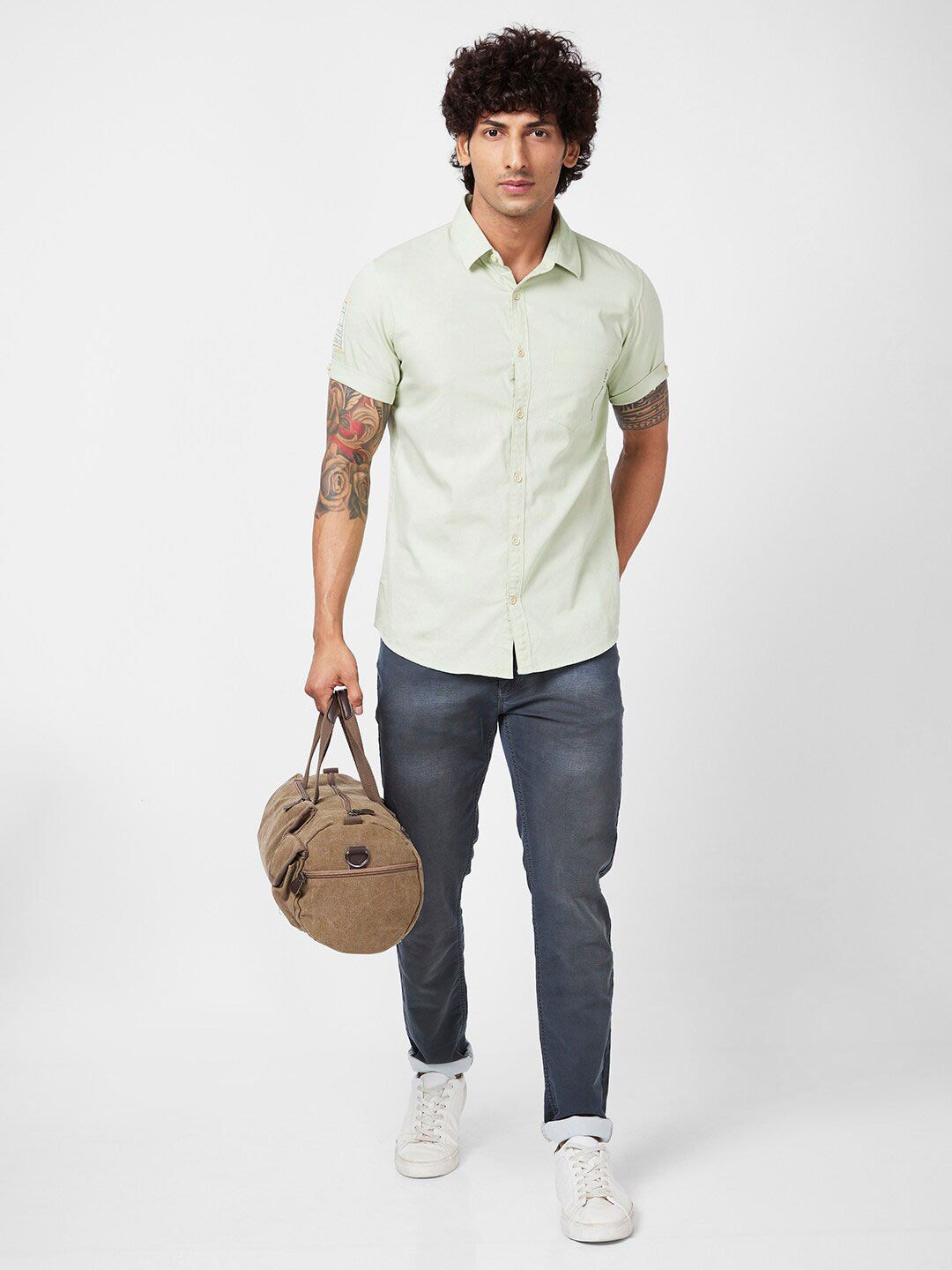 SPYKAR Slim Fit Opaque Cotton Casual Shirt