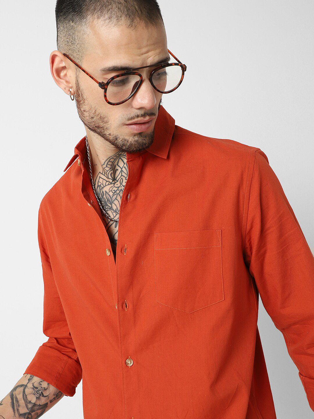 VASTRADO Classic Slim Fit Long Sleeves Spread Collar Cotton Opaque Casual Shirt