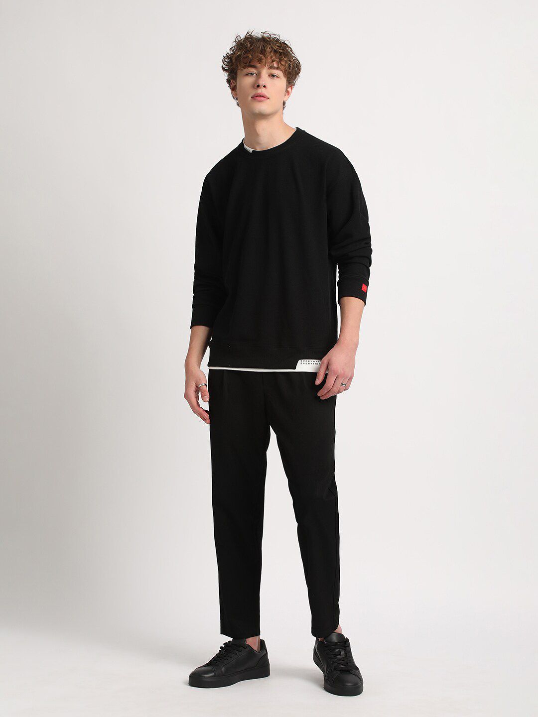 THE BEAR HOUSE Round Neck Relaxed Fit Drop Shoulder Sleeves Sweatshirt