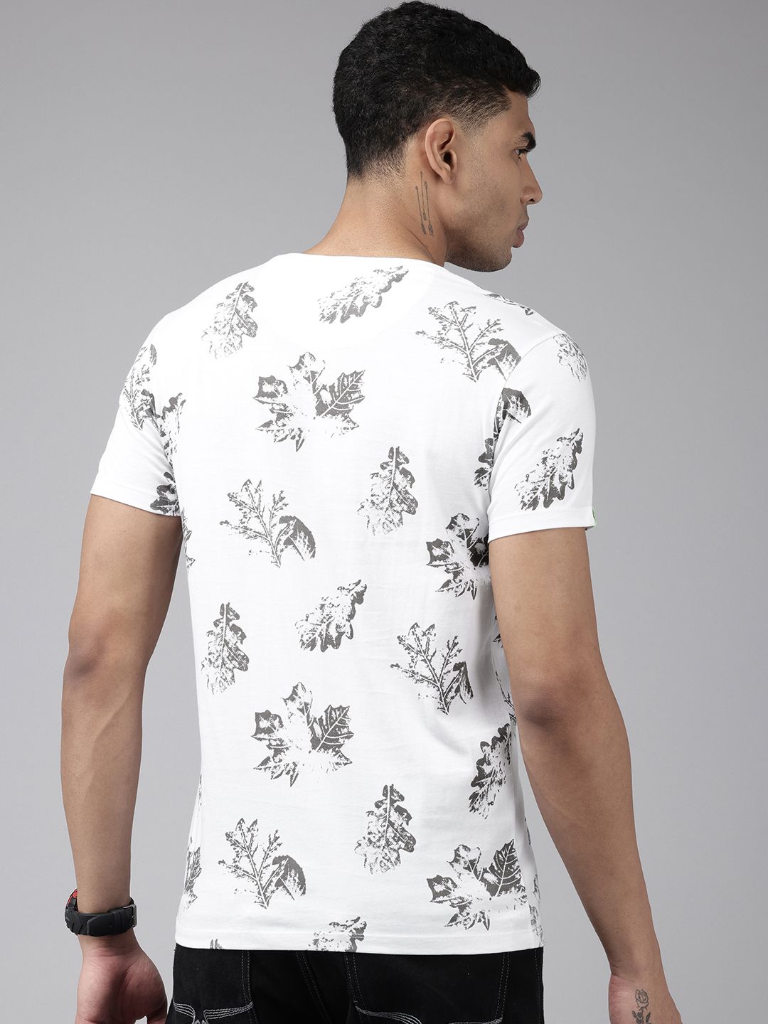 SPYKAR Tropical Printed Pure Cotton Slim Fit T-shirt