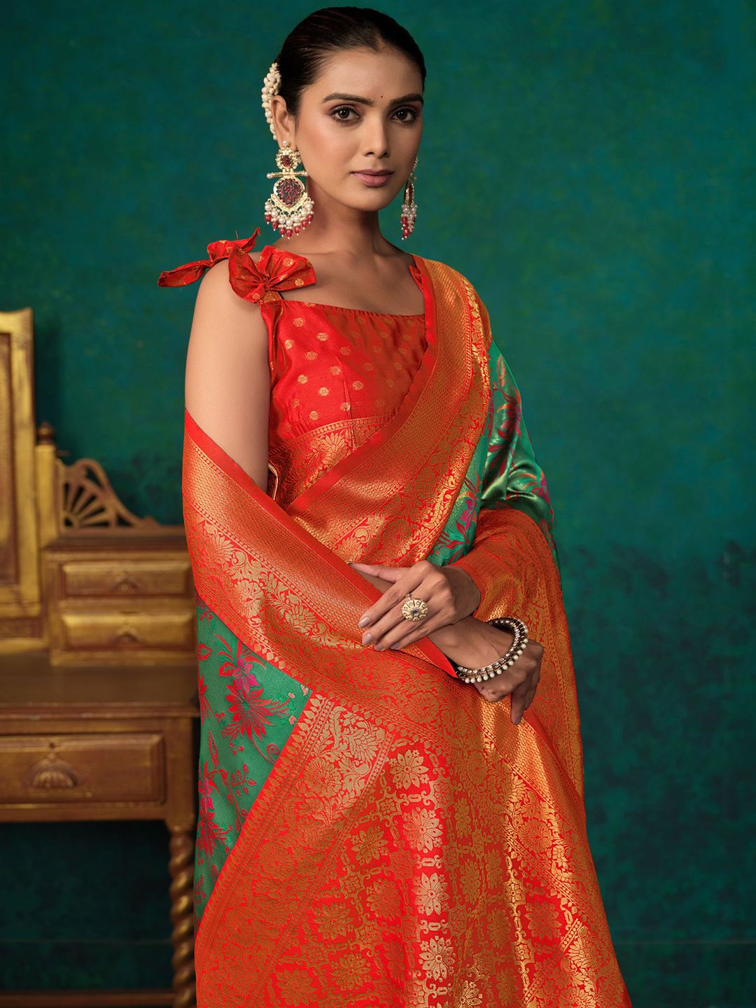 KALINI Floral Woven Design Zari Paithani Saree