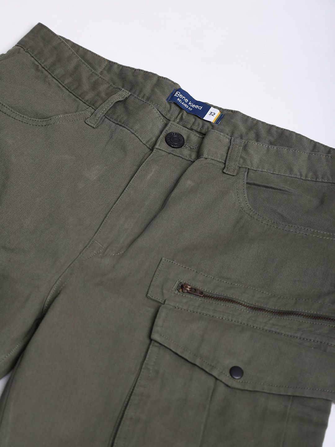 Bene Kleed Men Relaxed Mid-Rise Plain Pure Cotton Cargos