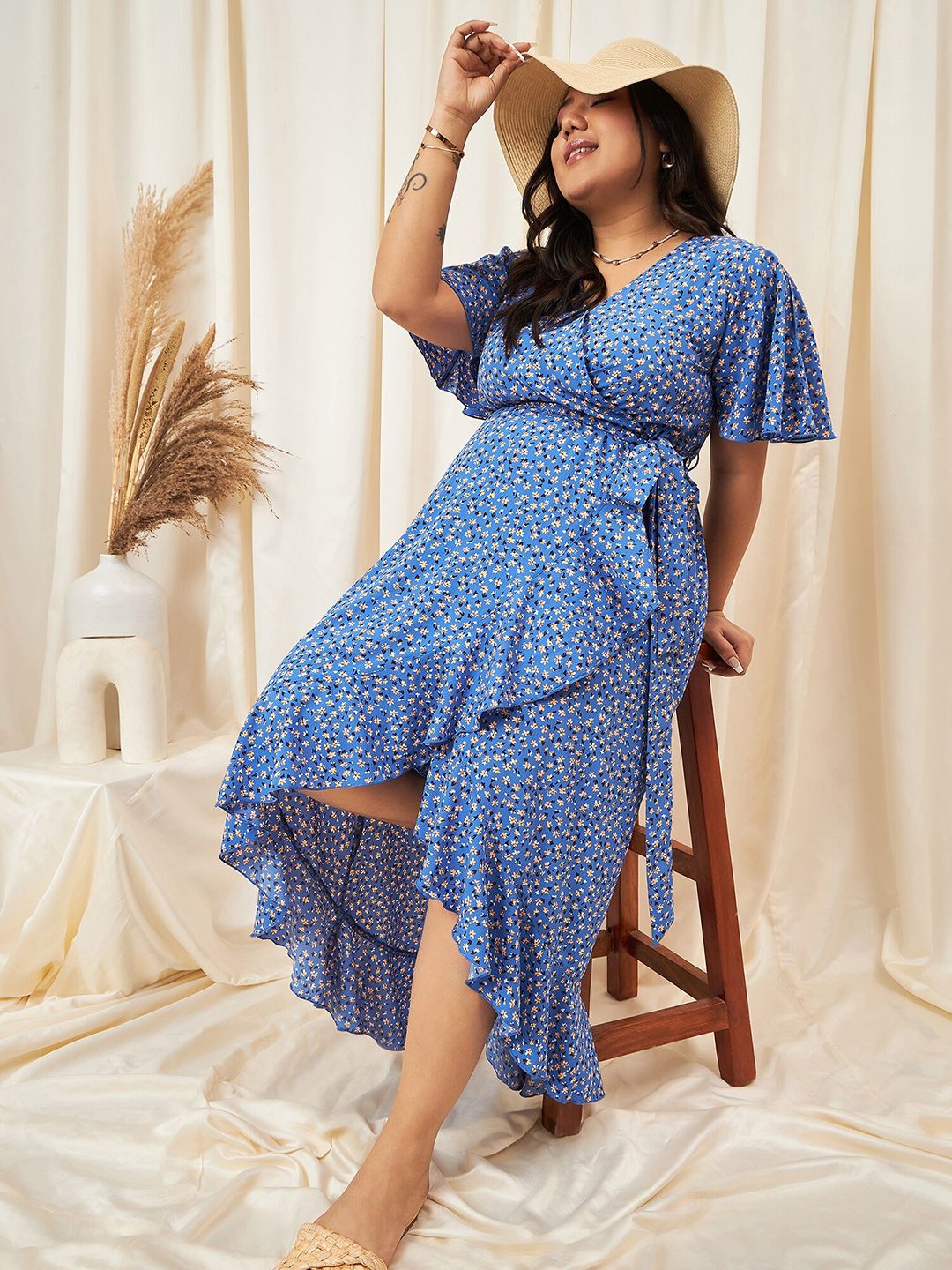 Berrylush Curve Floral Printed Wrap Dress