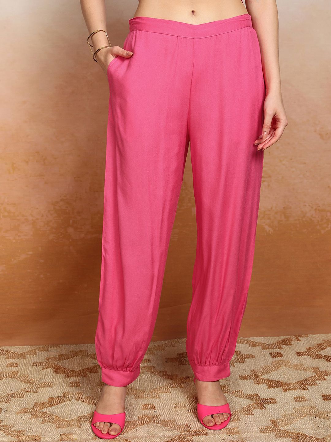 Vishudh Wanita Bercetak Top & Pant dengan Set Jaket