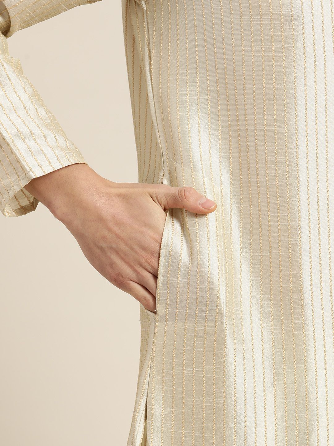 SOJANYA Regular Kurta With Churidar