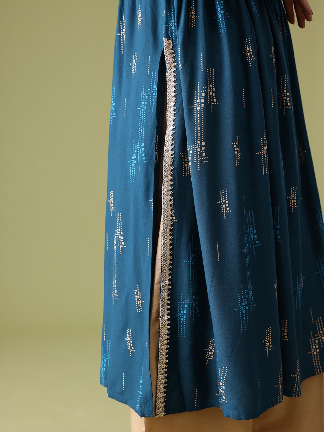 Anouk Geometric Printed Sequinned Kurta