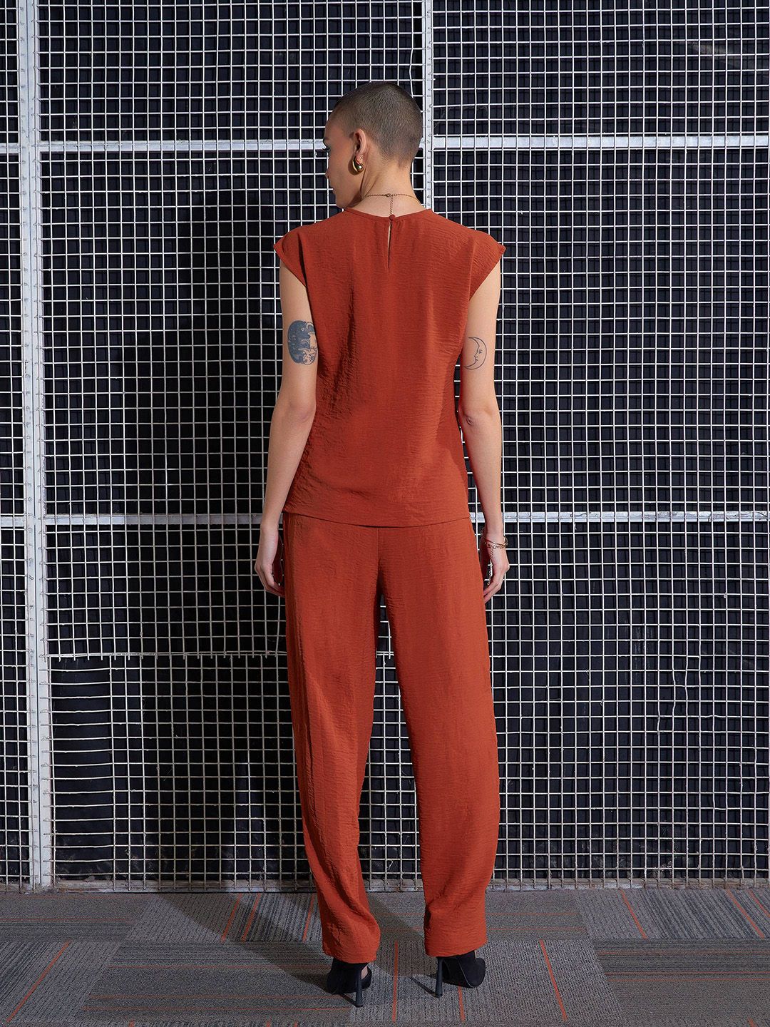 SASSAFRAS  Women Round  neck Sleeveless  Top & Trouser Co-Or