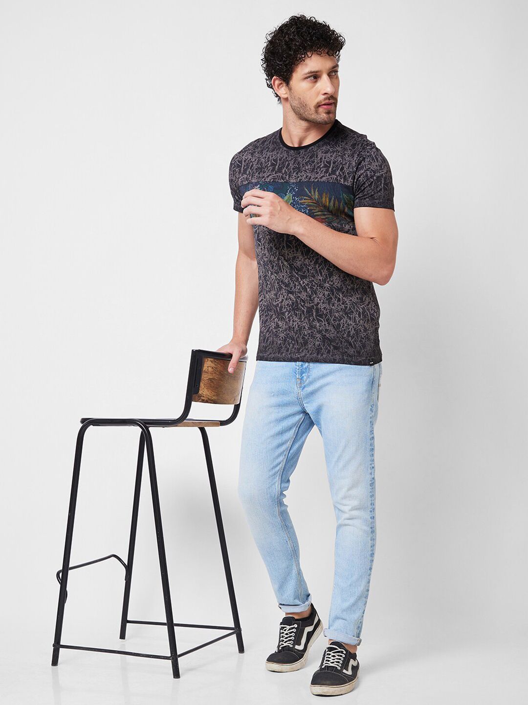 SPYKAR Typography Printed Cotton Slim Fit T-shirt