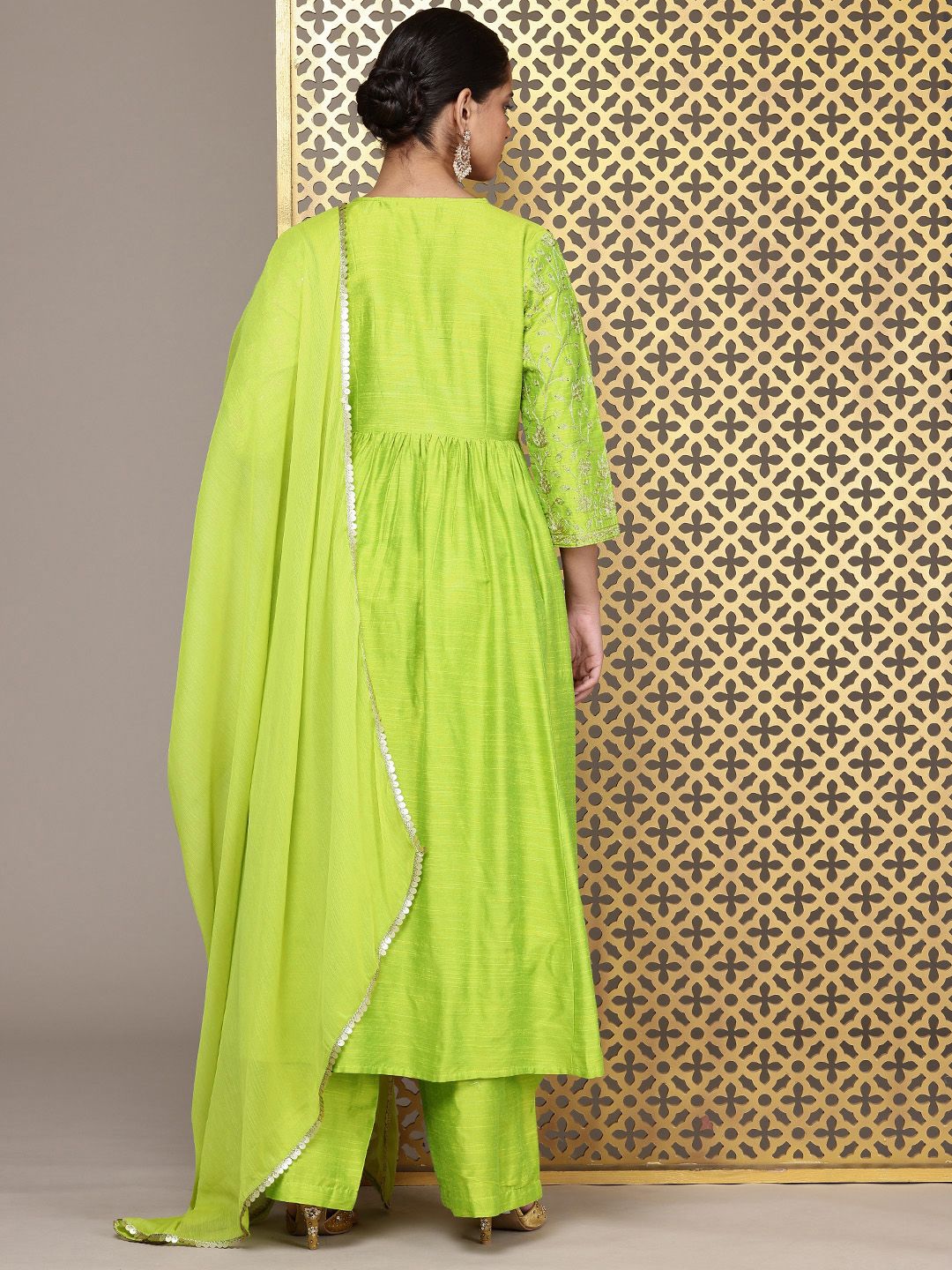 House of Pataudi Floral Embroidered Sequinned Jashn Kurta with Palazzos & Dupatta