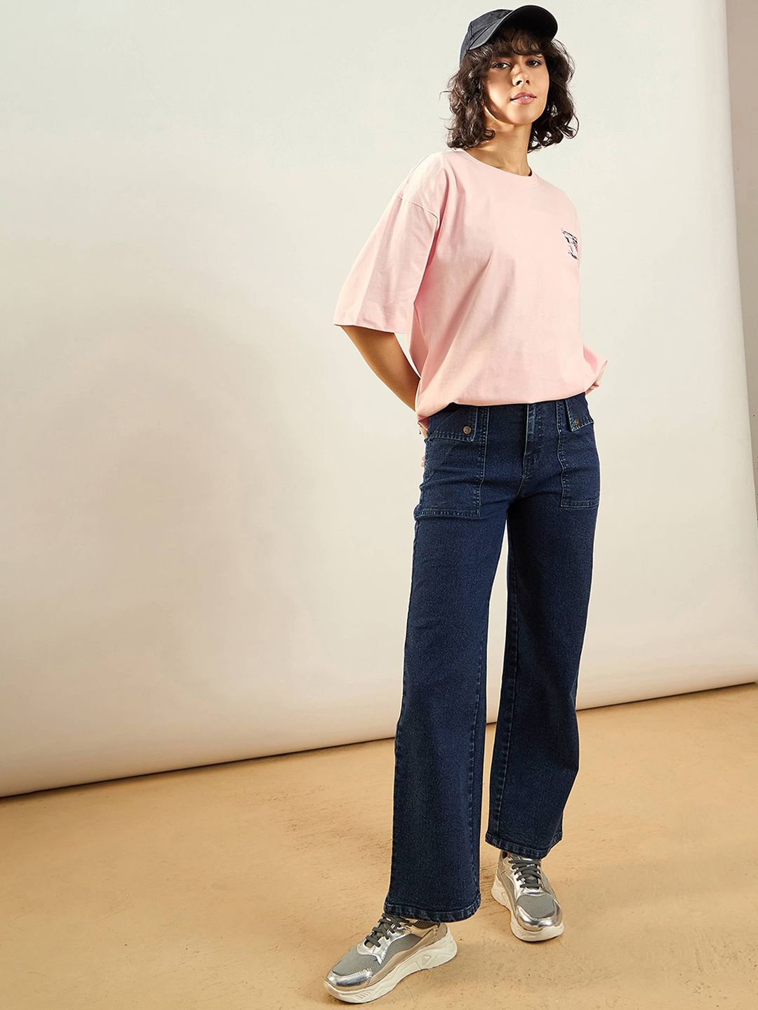 SASSAFRAS Women Straight Fit High-Rise Clean Look Acid Wash Stretchable Jeans