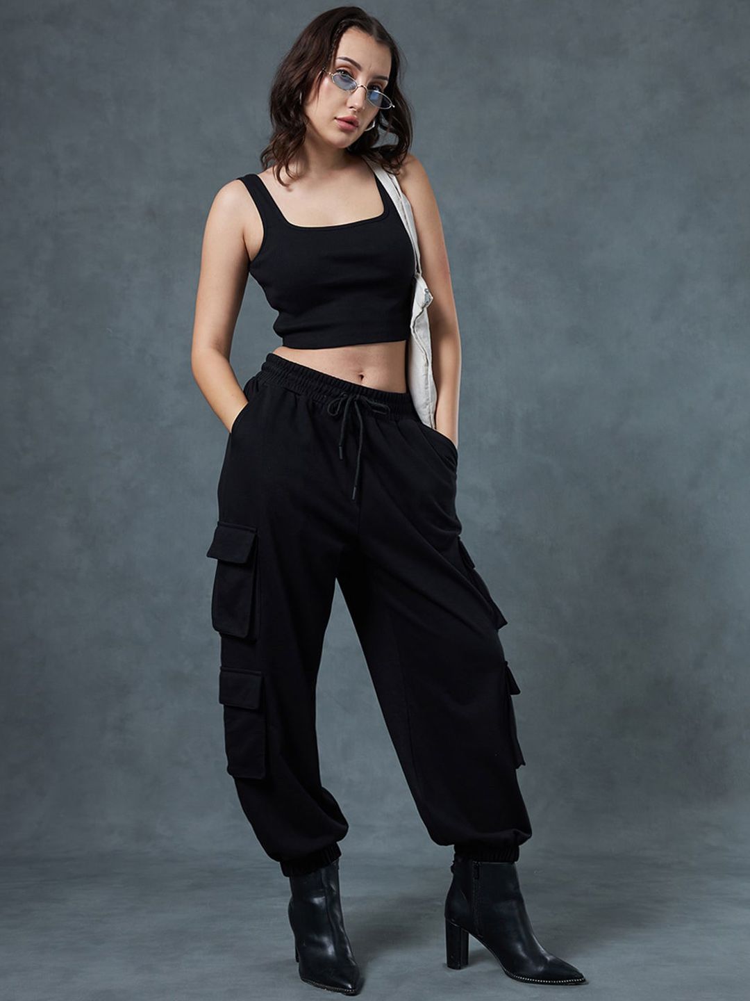 Bewakoof Square Neck Crop Top & Joggers