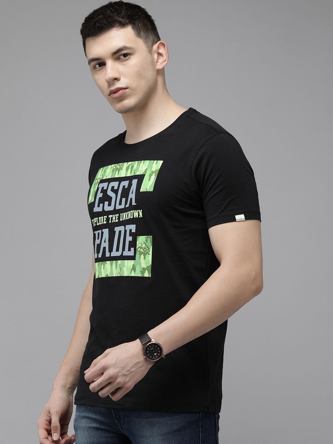 SPYKAR Men Black & Green Typography Printed Pure Cotton Slim Fit T-shirt