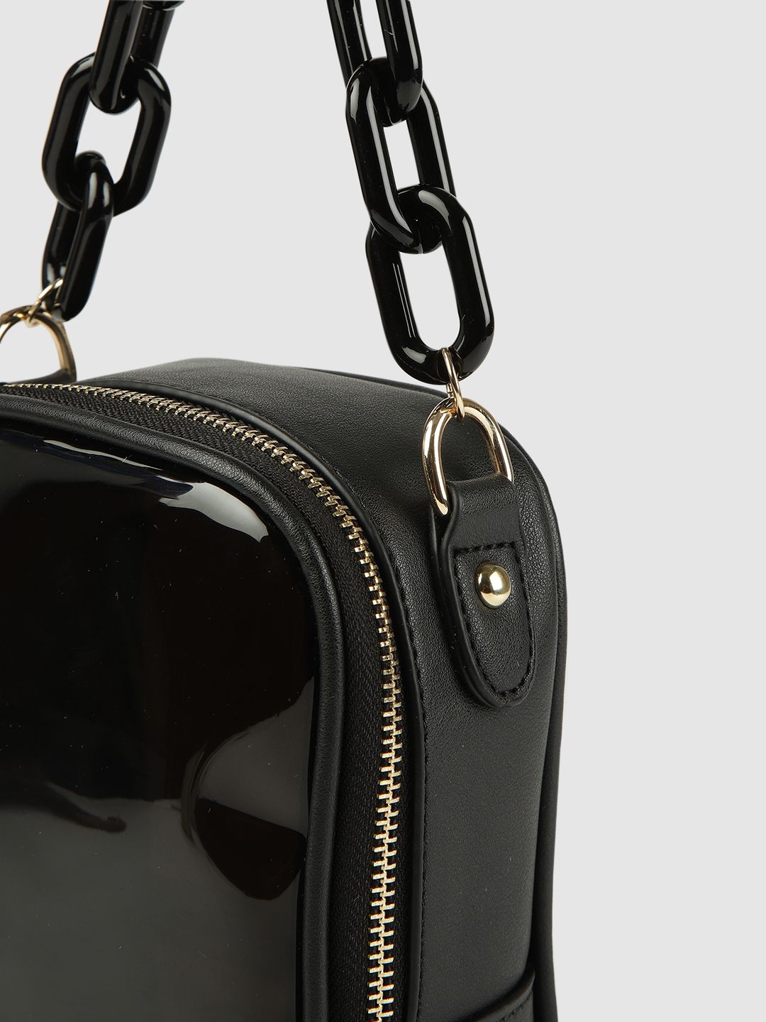 DressBerry Black Solid Sling Bag