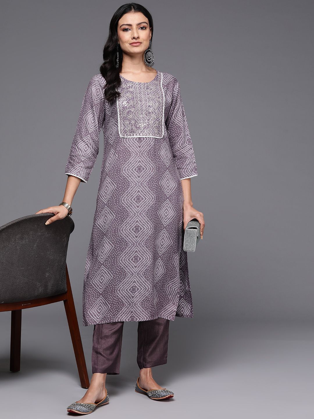 Indo Era Women Bandhani Printed Thread Work Kurta