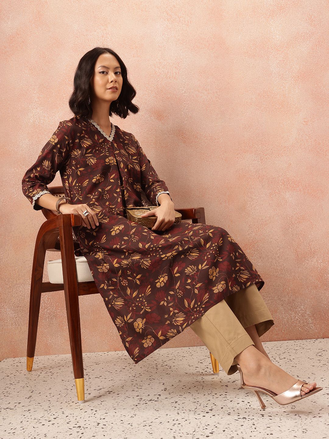 all about you Floral Print Pleated Straight Kurta