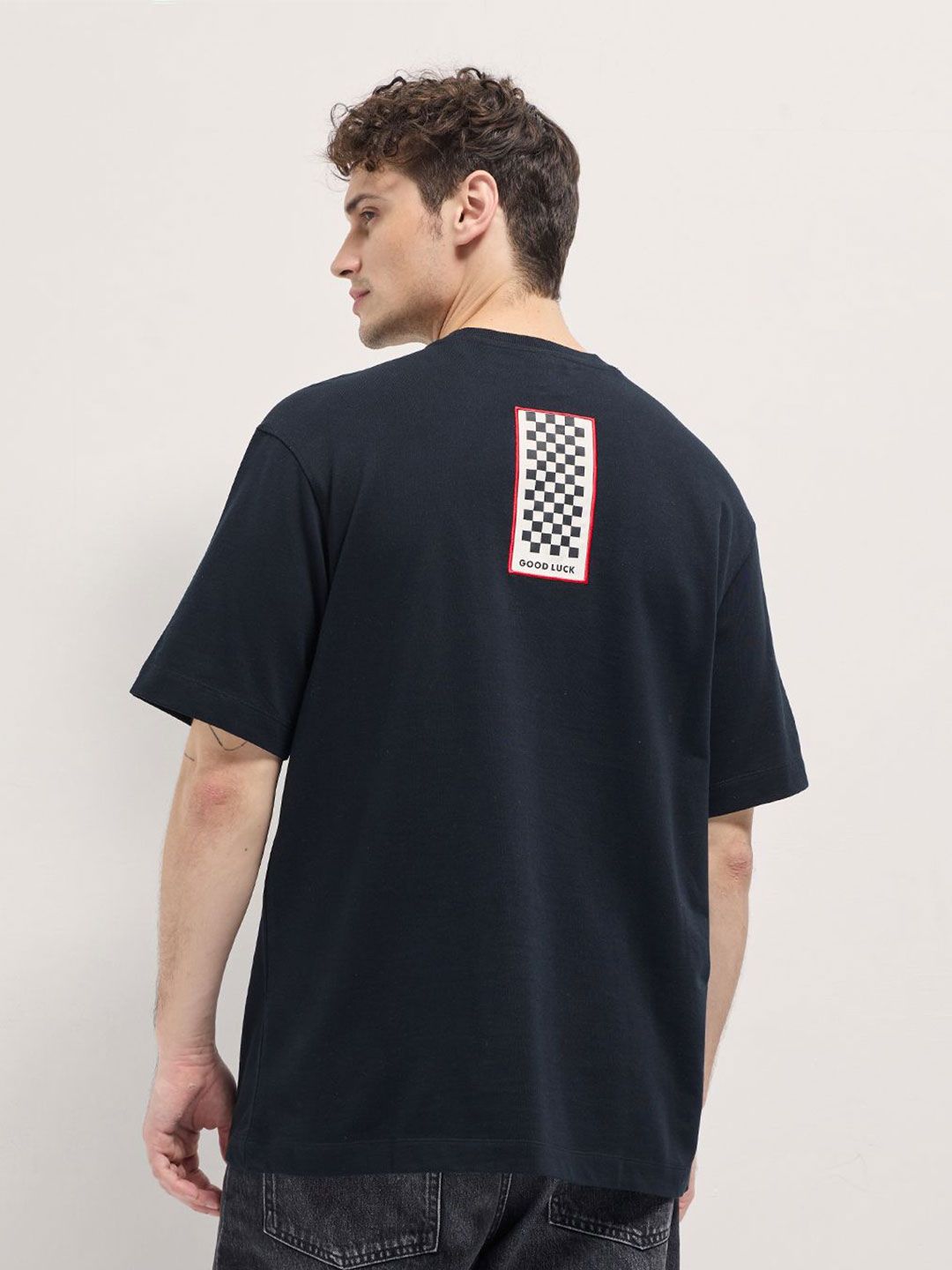 T-shirt t-shirt yang besar