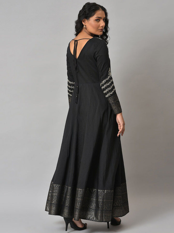 W Ethnic Motifs Embroidered Maxi Ethnic Dress