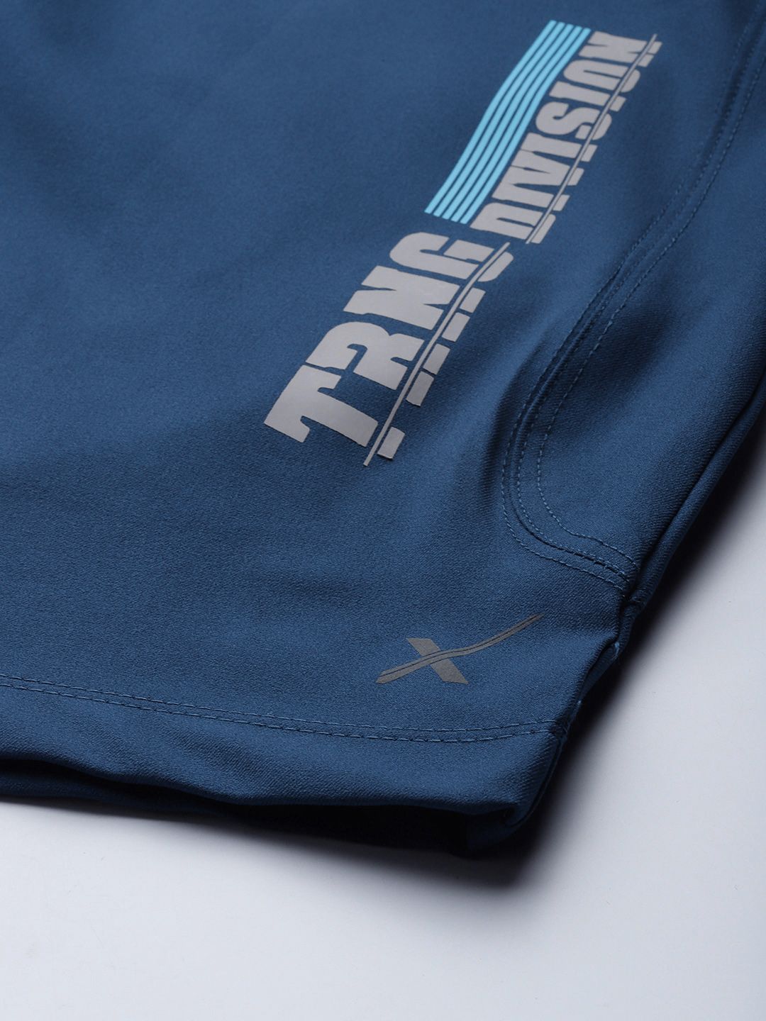 HRX By Hrithik Roshan Men Estate Blue Colourblock Regular Fit Rapid-Dry Antimicrobial Training Shorts