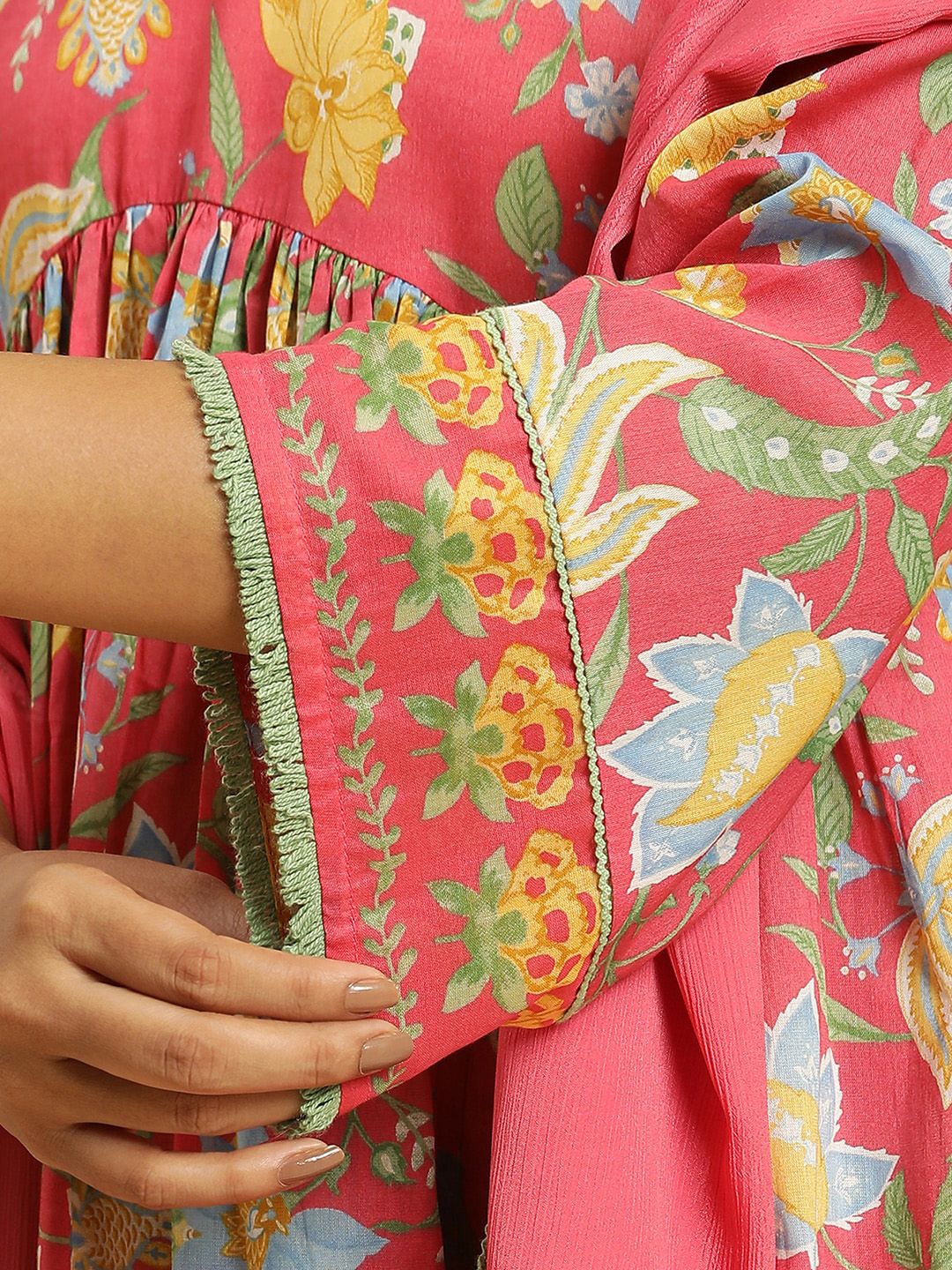 W Floral Printed Regular Pure Cotton Kurta With Trousers & Dupatta