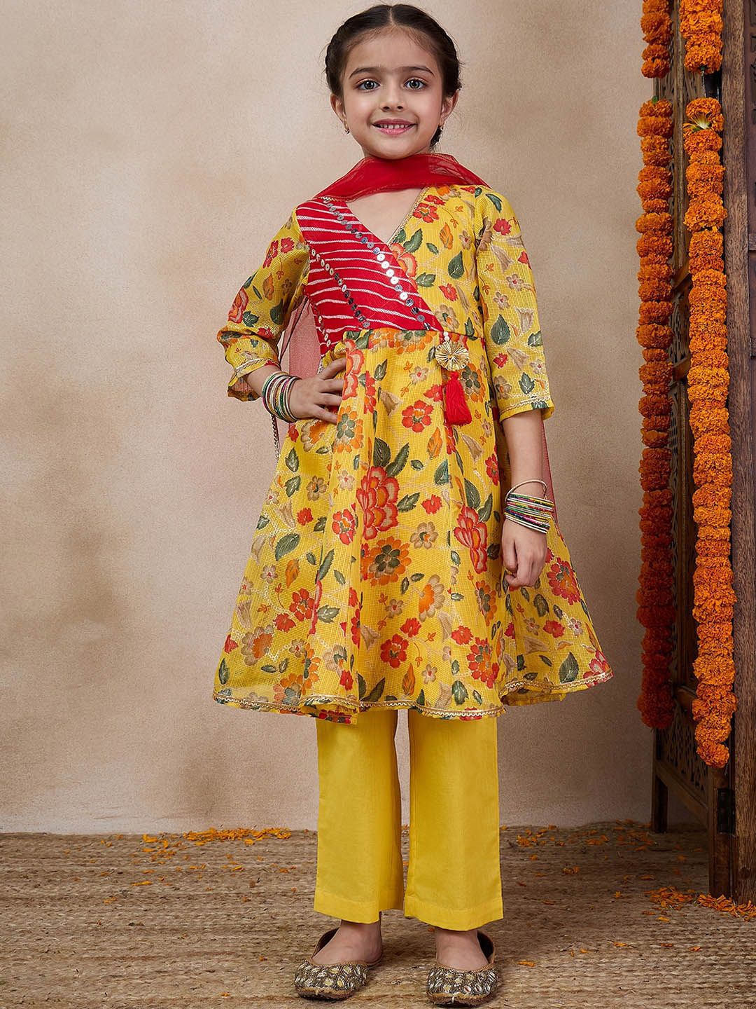 pspeaches Girls Floral Printed V-Neck Anarkali Kurta With Trousers & Dupatta