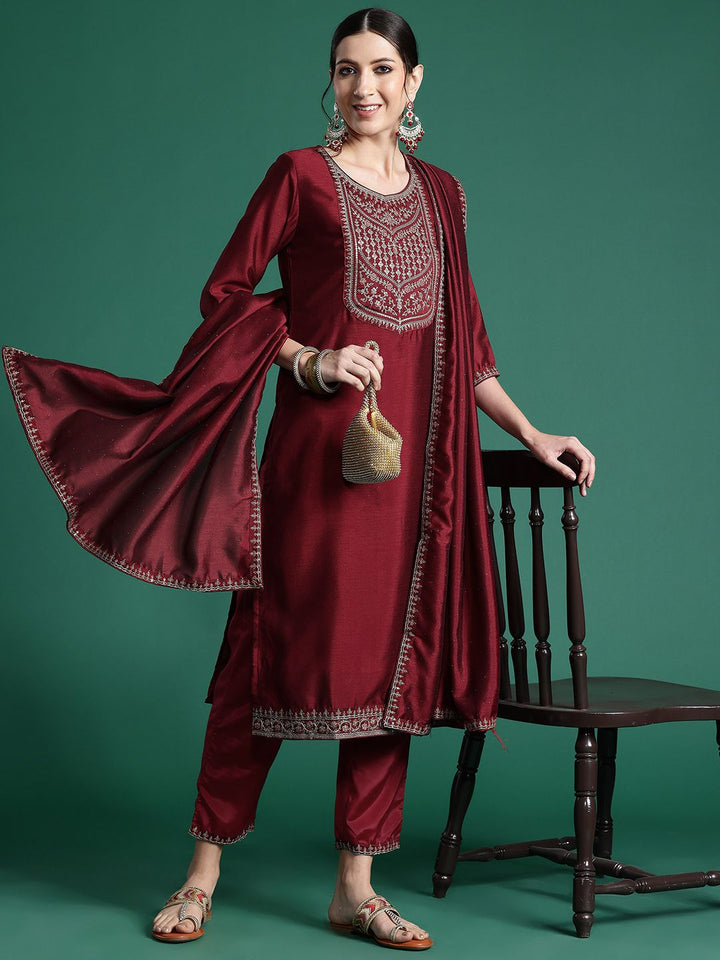 Indo Era Ethnic Motifs Yoke Design Sequinned Kurta with Trousers & Dupatta
