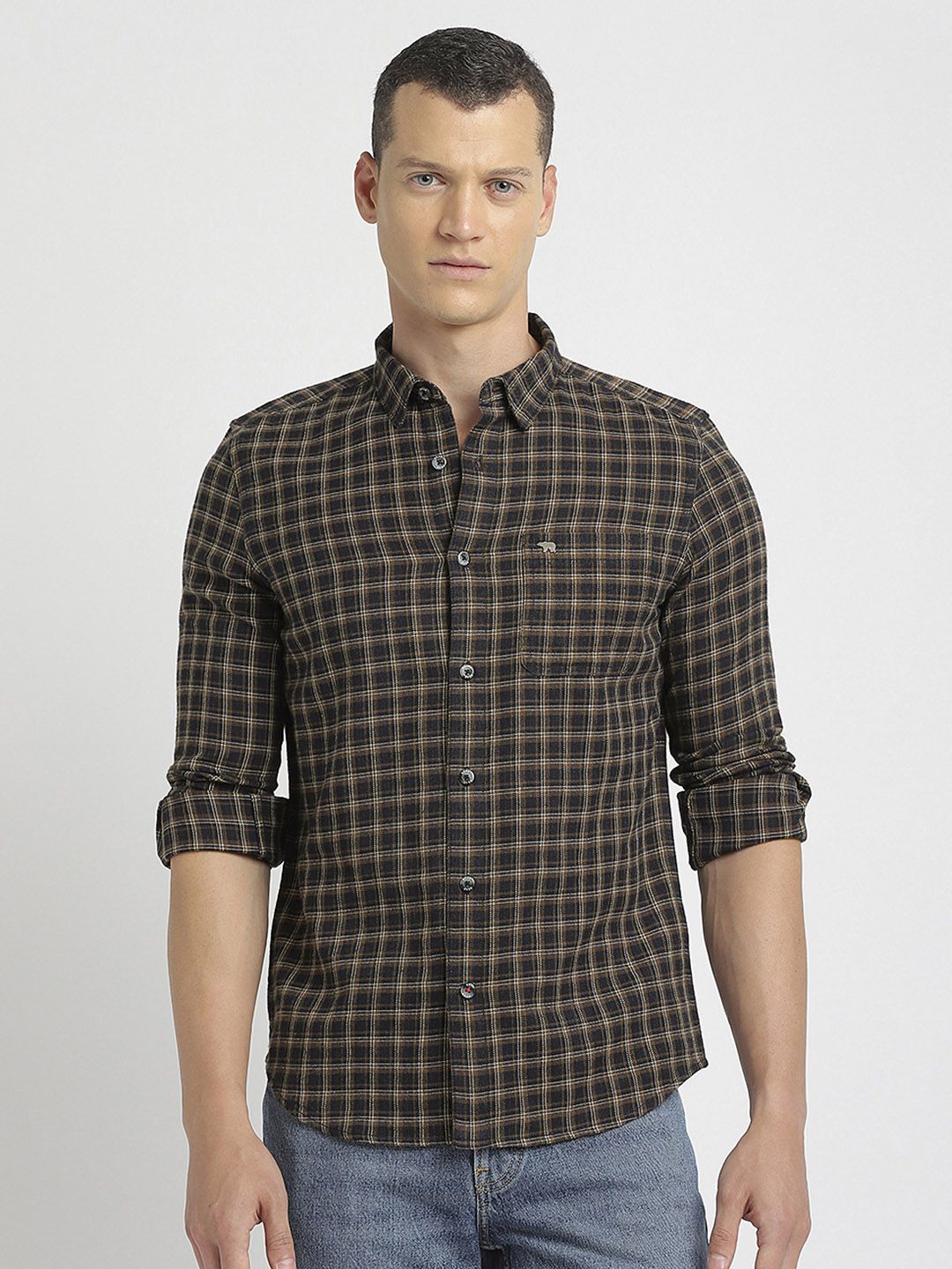 THE BEAR HOUSE Slim Fit Tartan Checked Spread Collar Pure Cotton Casual Shirt
