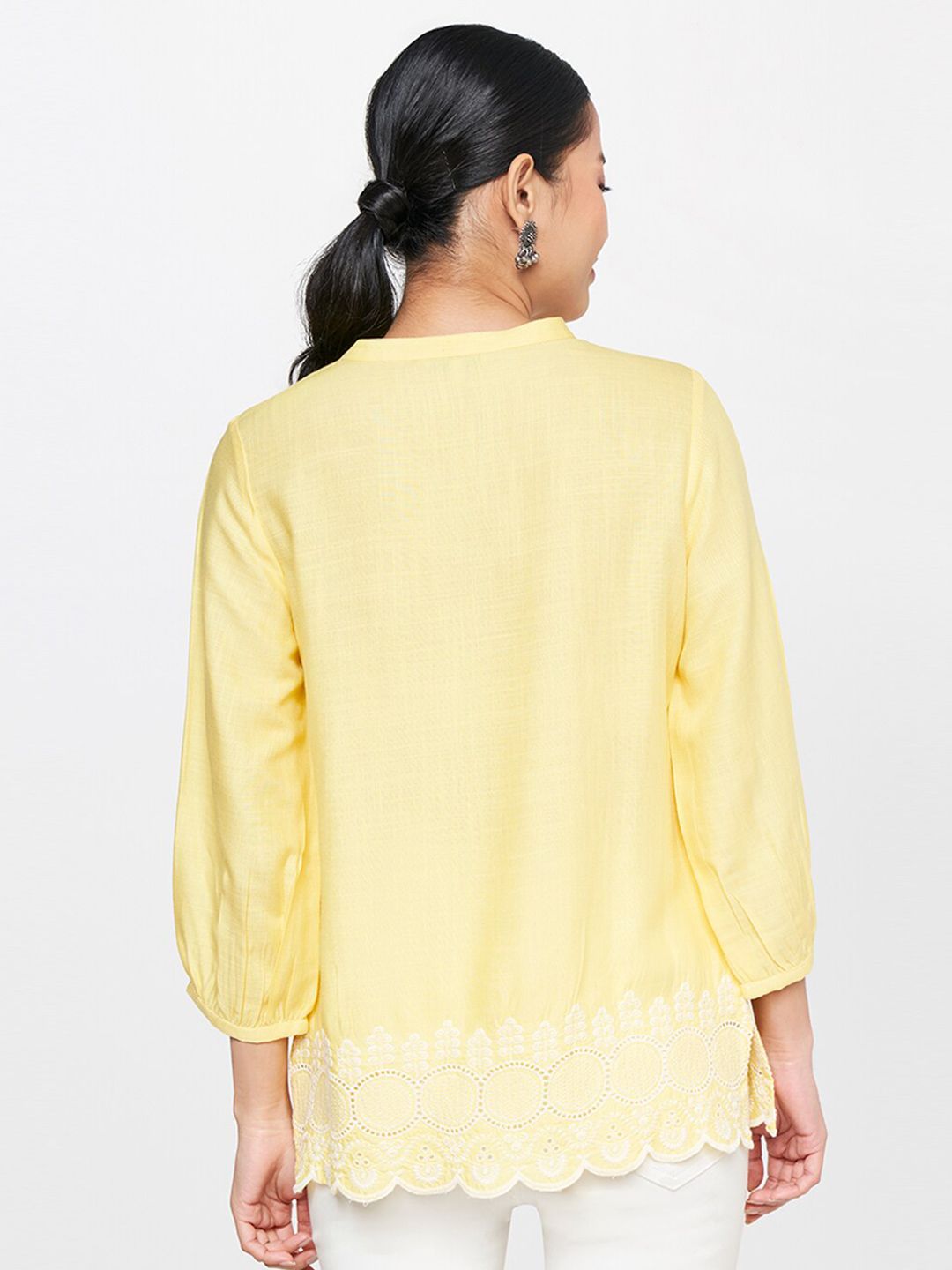 Global Desi Keyhole Neck Embroidered Top