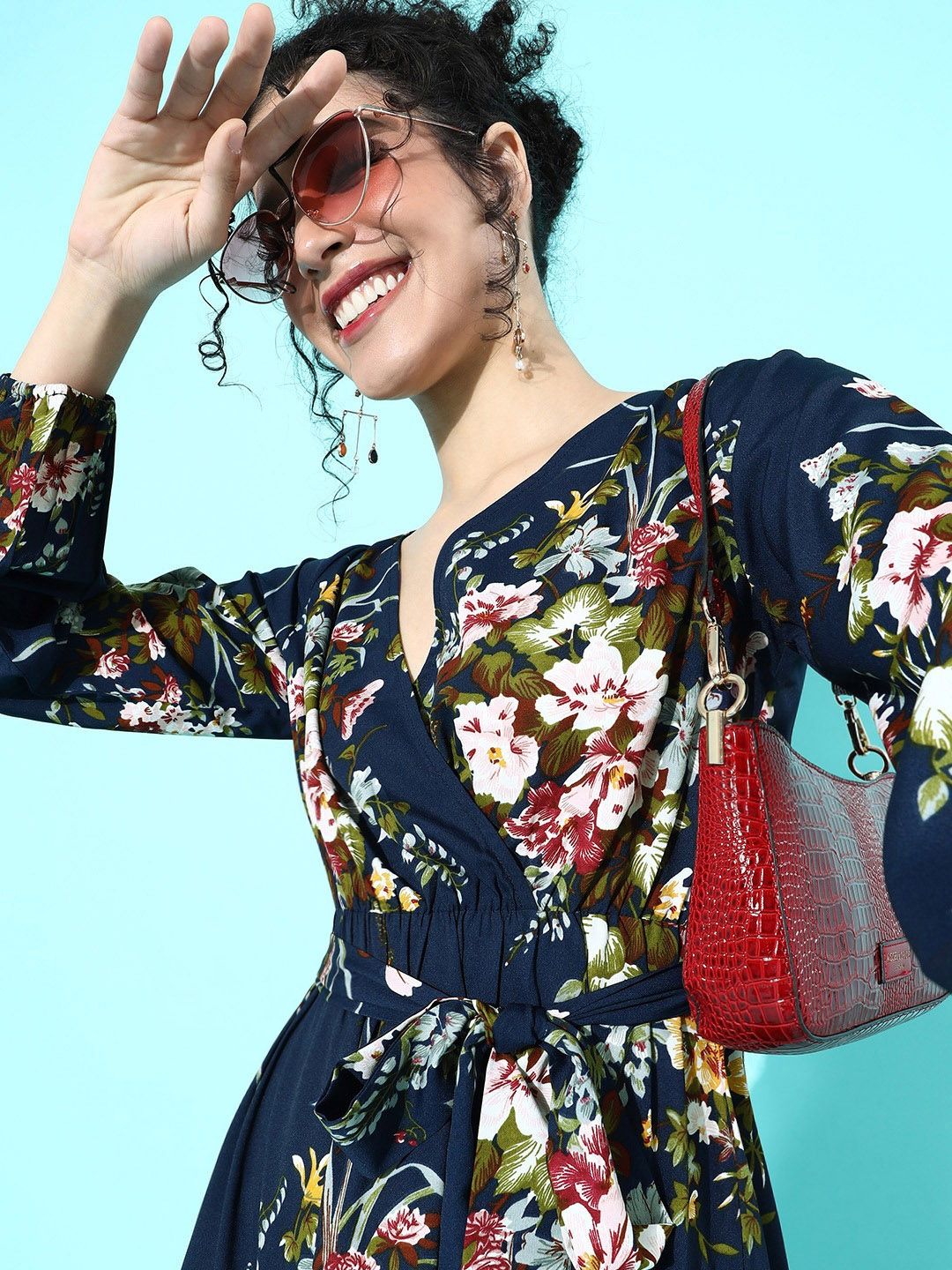 Berrylush Navy Blue Floral Crepe Maxi Dress