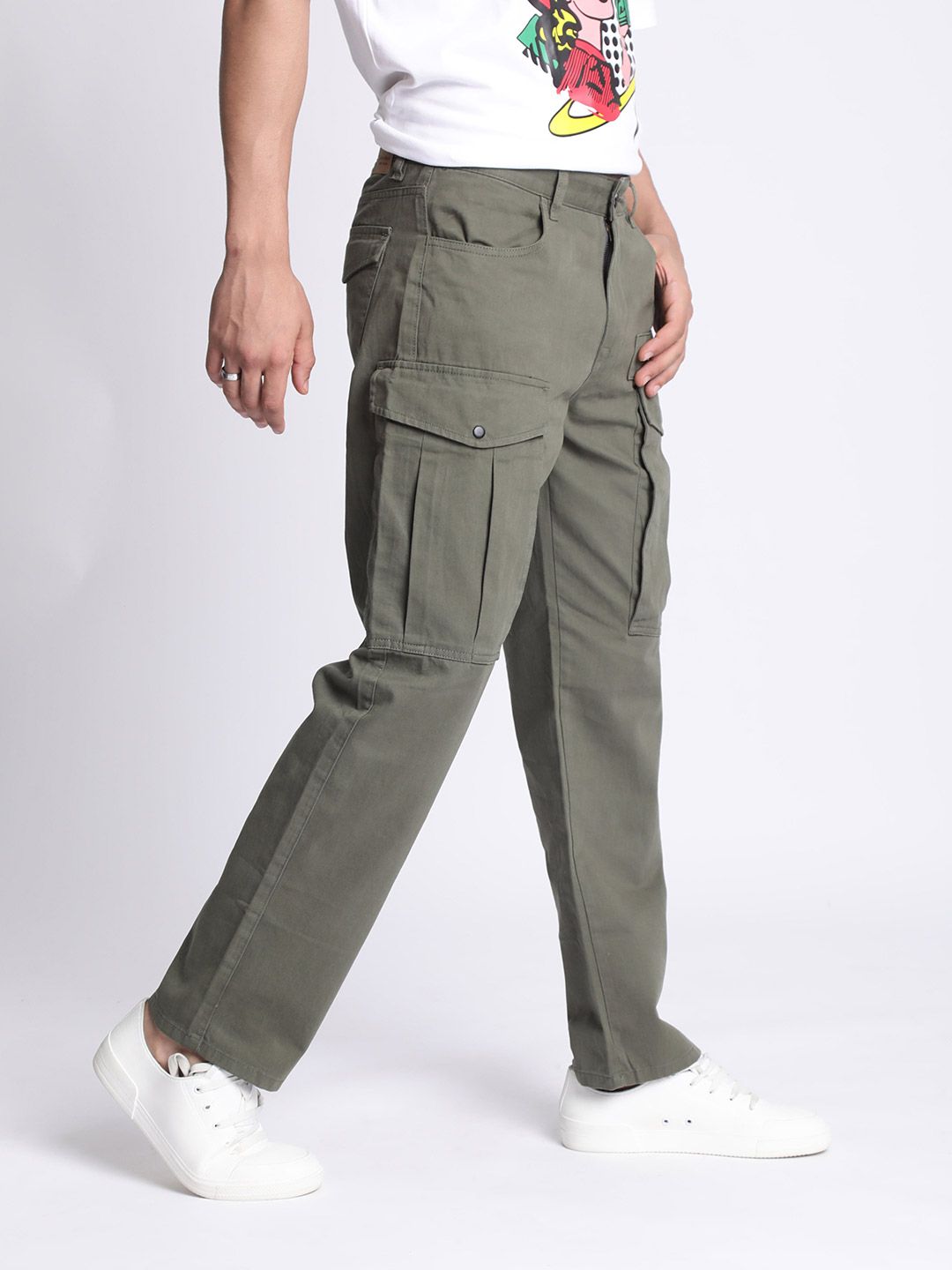 Bene Kleed Men Relaxed Mid-Rise Plain Pure Cotton Cargos