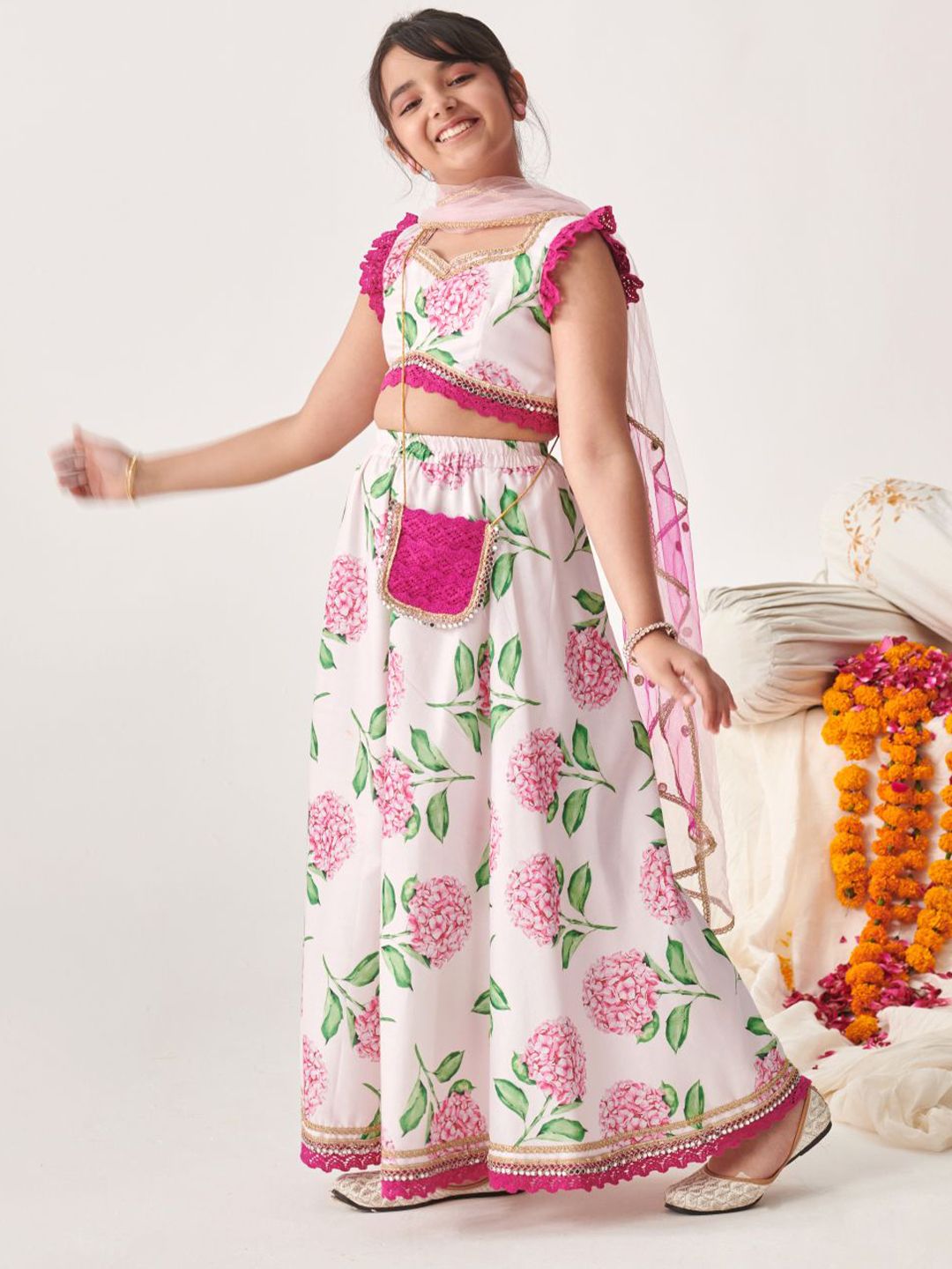 pspeaches Girls Printed Ready to Wear Lehenga & Blouse With Dupatta