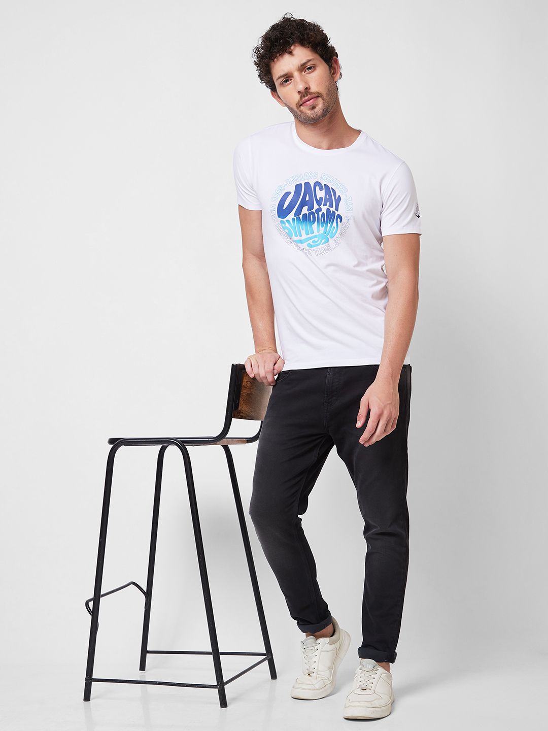 SPYKAR Typography Printed Slim Fit T-shirt