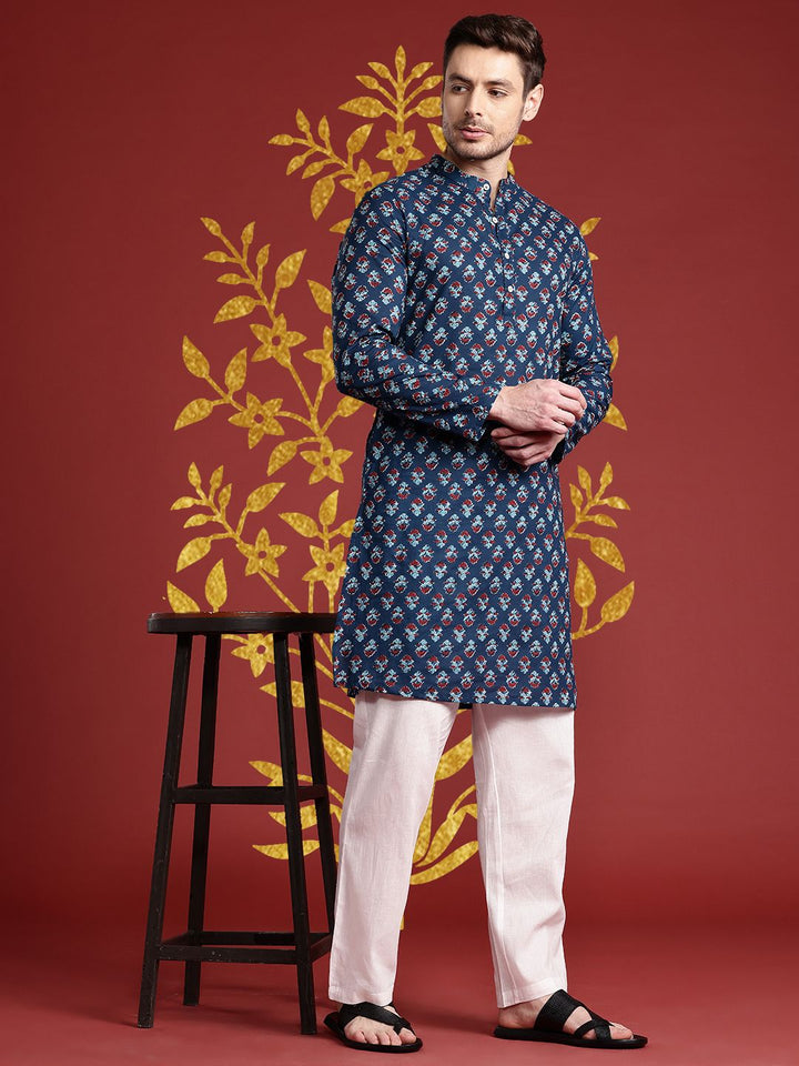 Anouk Mandarin Collar Indie Floral Printed Pure Cotton Kurta