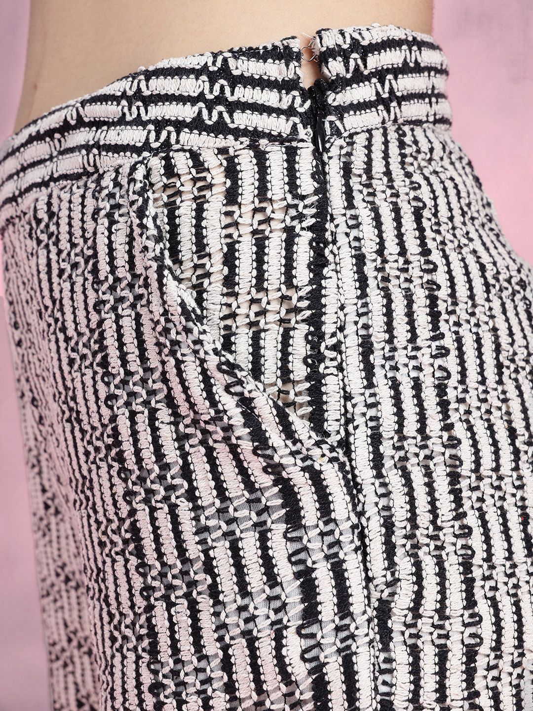 DressBerry Women Self-Design Monochrome Trousers