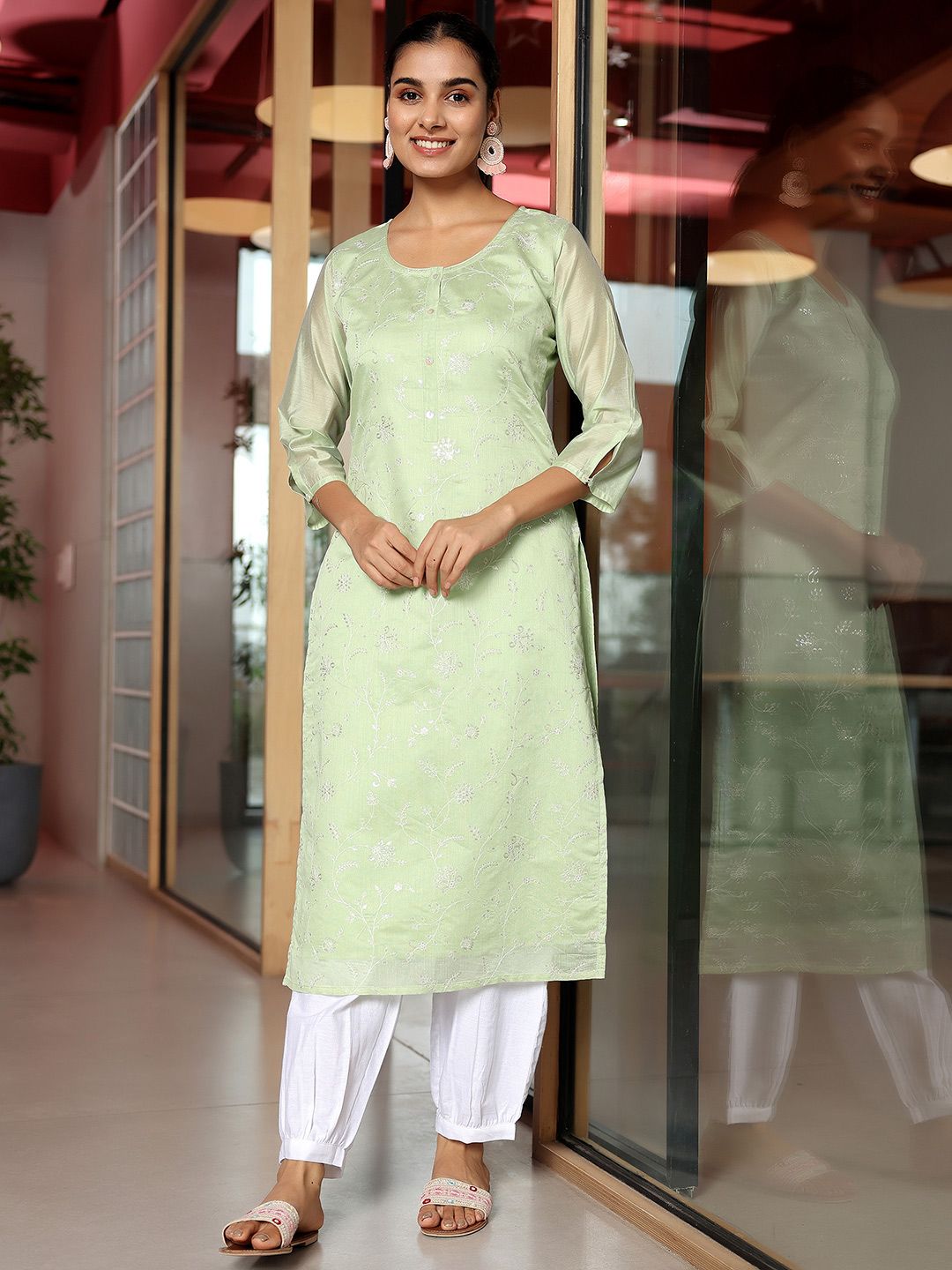 Libas Round Neck Thread Work Chanderi Silk Straight Kurta