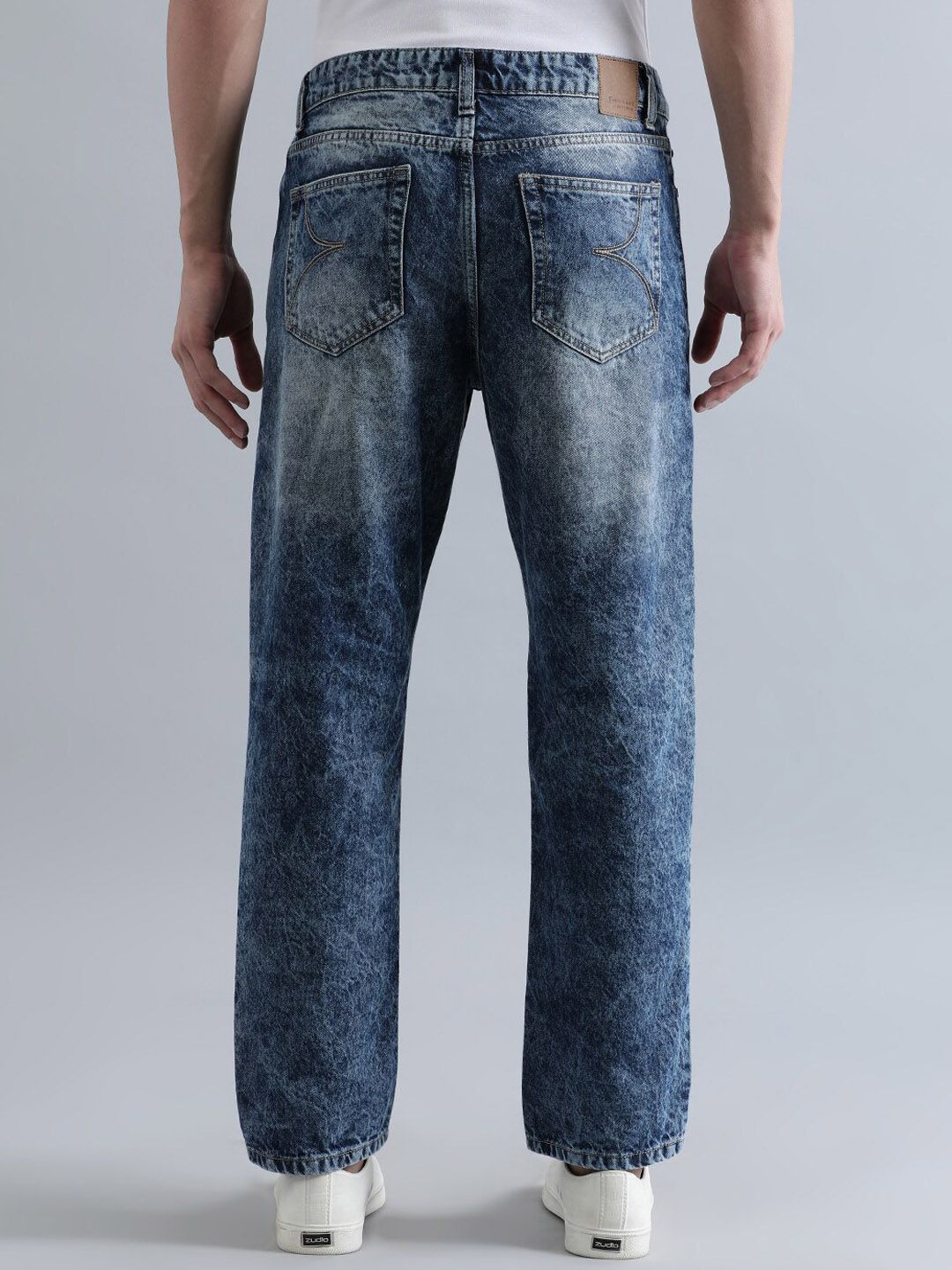 Bene Kleed Men Dark Shade Relaxed Fit Light Fade Jeans